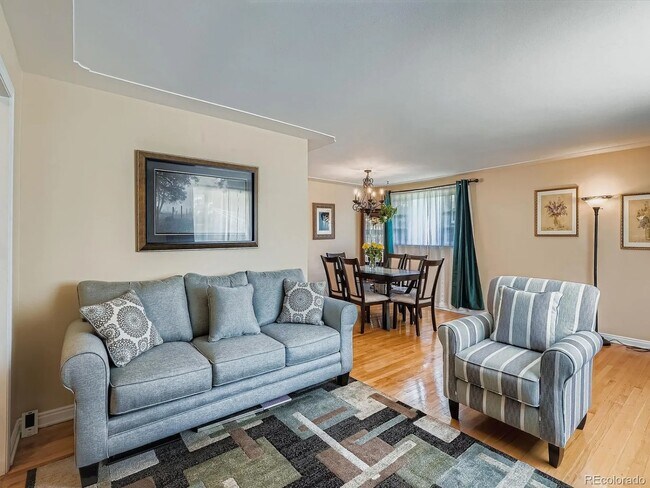 Building Photo - Impeccable brick ranch home for rent
