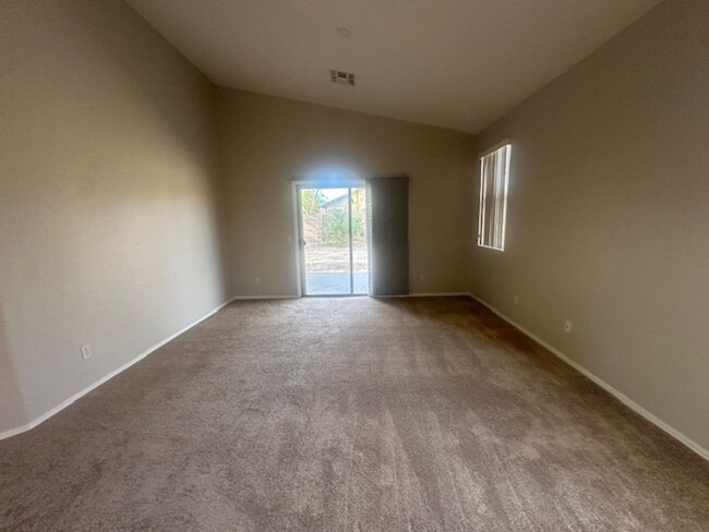 Building Photo - Single level 4 bedroom home in Chandler, w...