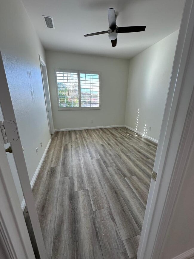 Building Photo - 110 Francesca Ct