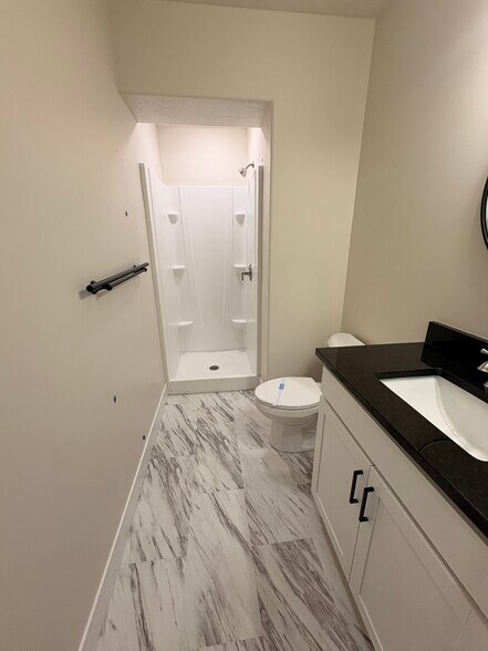 Building Photo - 5472 N Orville St