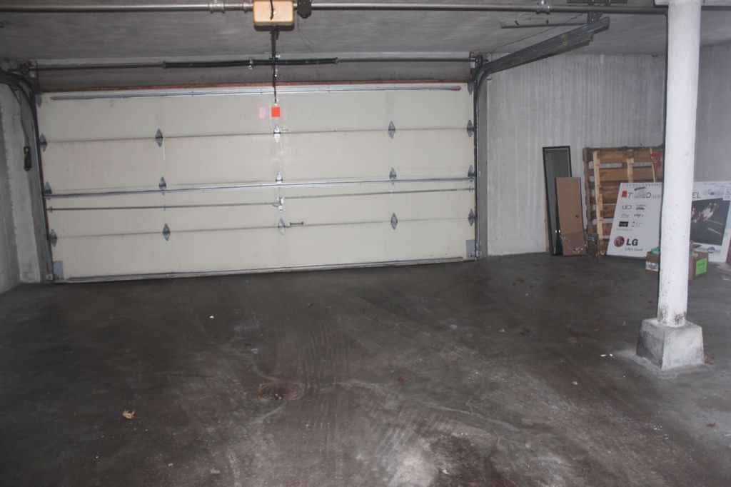 Garage - 6101 Dryden Ave