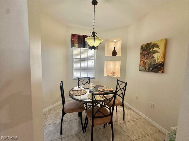 Building Photo - 1133 Van Loon Commons Cir