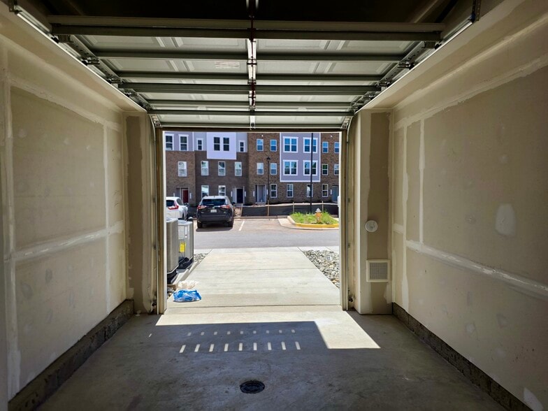 Building Photo - 7966 Williamson Blvd