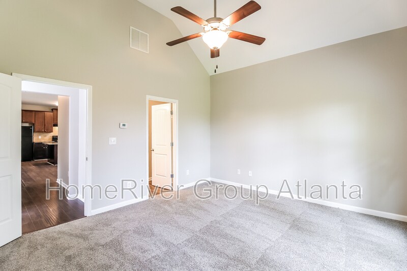 Building Photo - 192 Daisy Cir