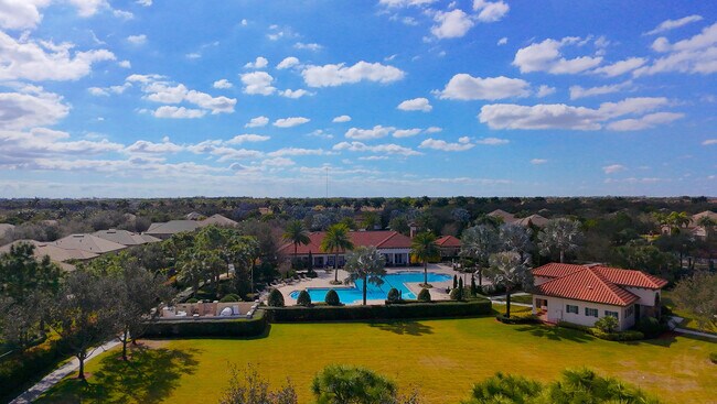 Building Photo - 3352 Siena Cir