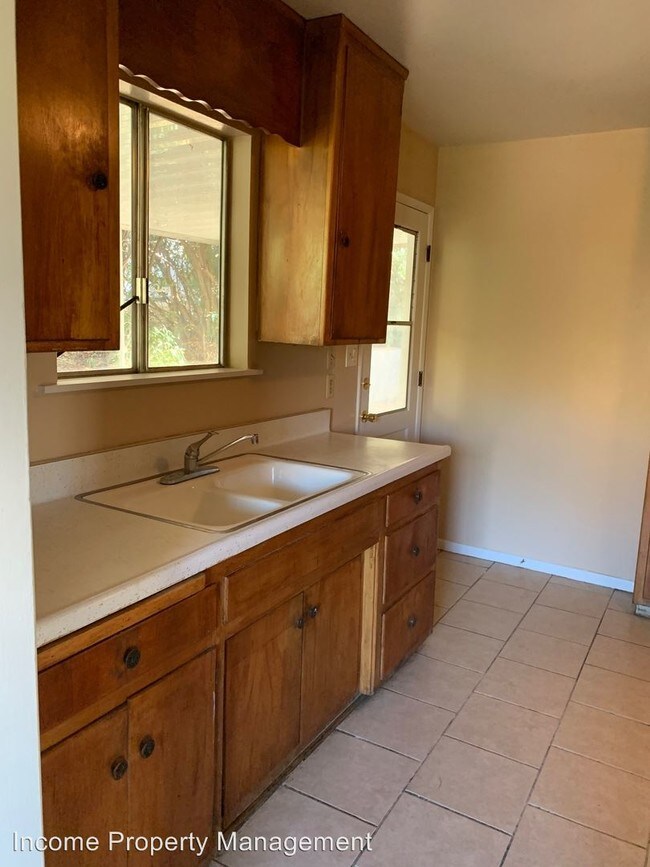 Building Photo - 2 br, 1 bath House - 100 Aspen Drive