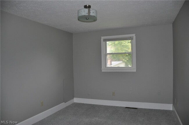 Building Photo - 7615 Stuhldreher St NW