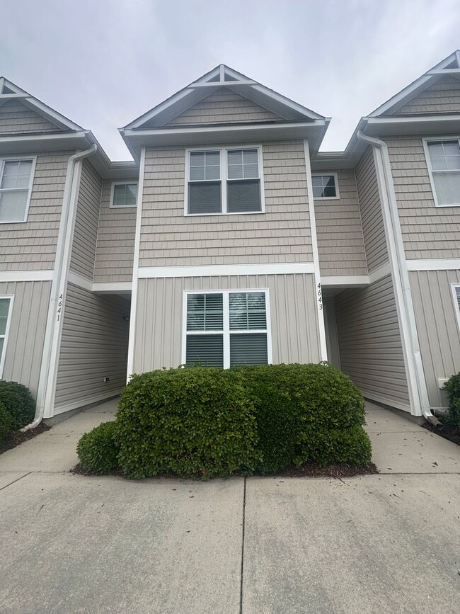 Building Photo - SAYLOR'S WATCH - 3 Bedroom Townhome in Monkey Junction/South Wilmington!
