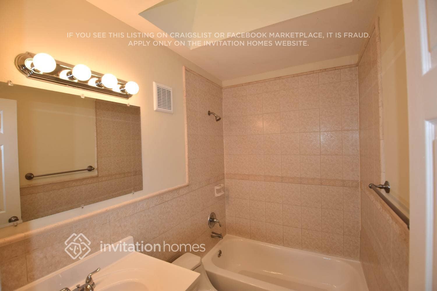 Building Photo - 20030 NW 58th Ave