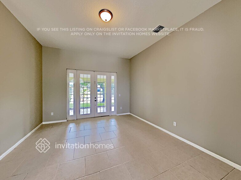 Building Photo - 2293 Stonegate Dr