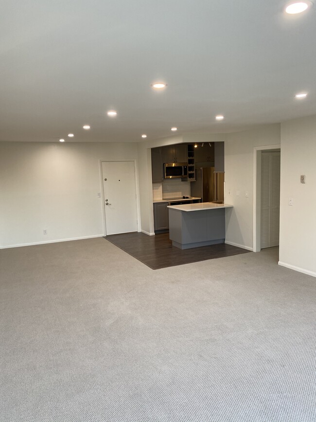 Building Photo - 7740 Redlands St