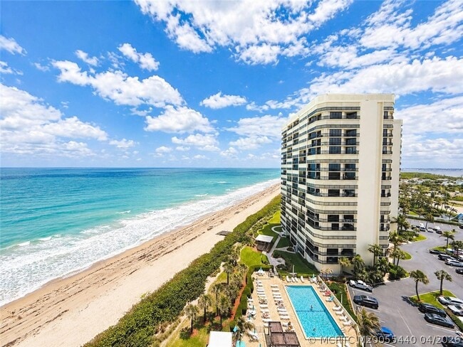 Building Photo - 9500 S Ocean Dr