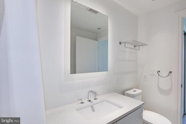 Building Photo - 2501 M St NW