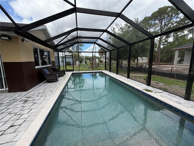 Building Photo - 6972 Crock Ave