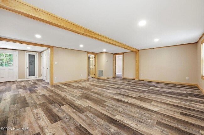 Building Photo - 3156 Reservation Rd