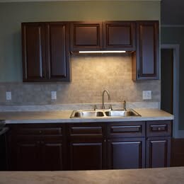 Building Photo - 318 S Main St