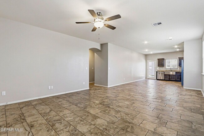 Building Photo - 10624 Hidden Chapel Pl