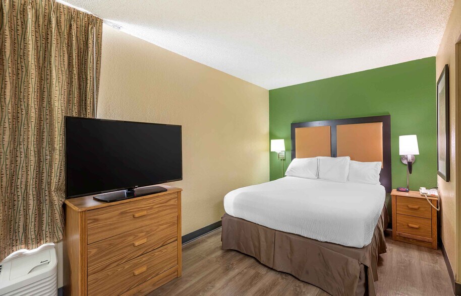 Building Photo - Furnished Studio-Fishkill - Route 9