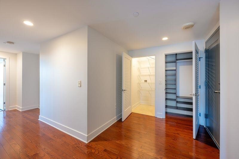 Building Photo - 201 Marin Blvd