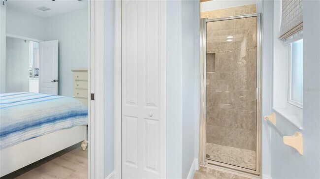 Building Photo - 11407 Savannah Lakes Dr