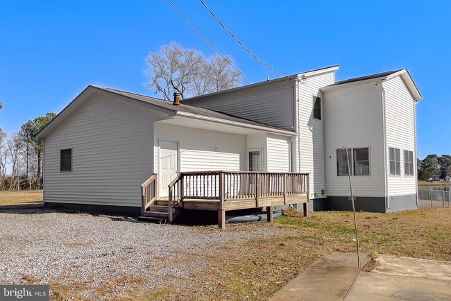 Building Photo - 37117 Moore Rd