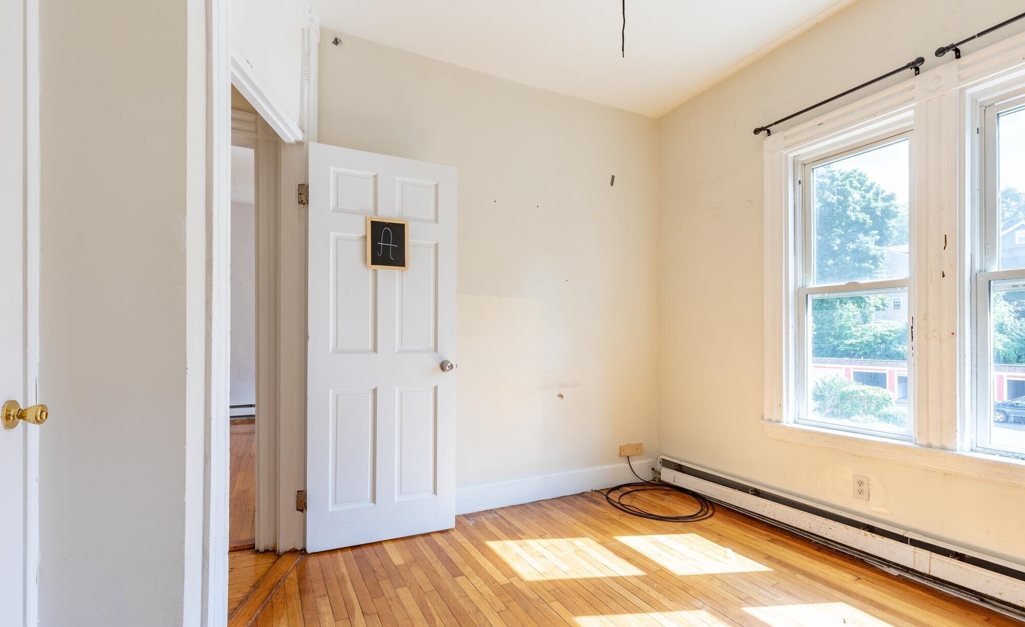 Building Photo - 61 Hillside St