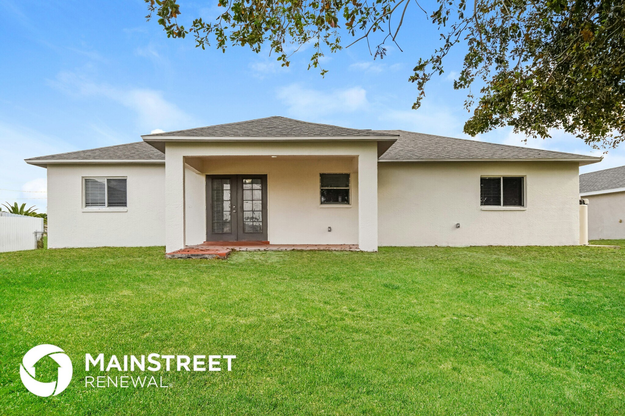 Building Photo - 2216 NW 5th St