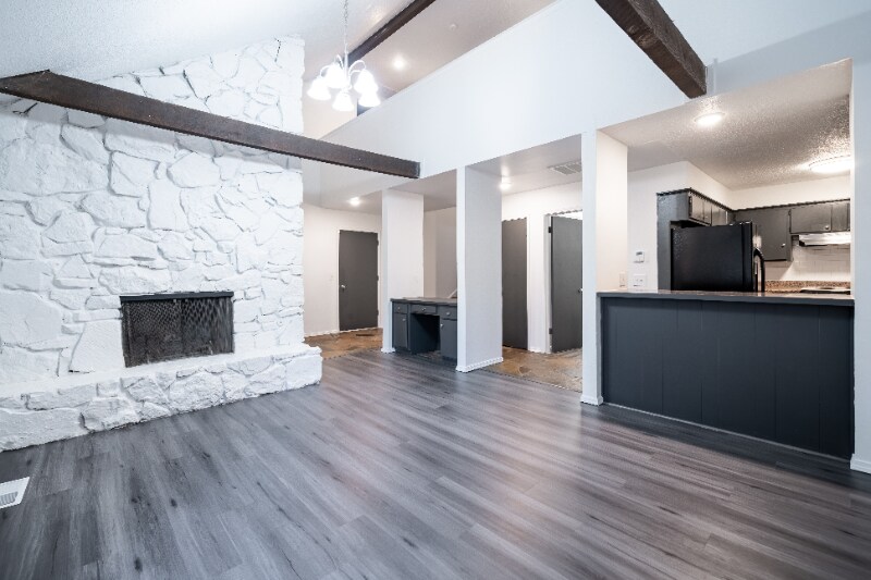 Building Photo - 3413 Cameron Ct