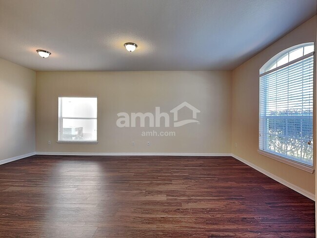 Building Photo - 5314 Lorilawn Dr