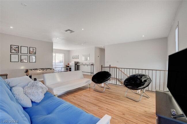 Building Photo - 5416 Cory Pl