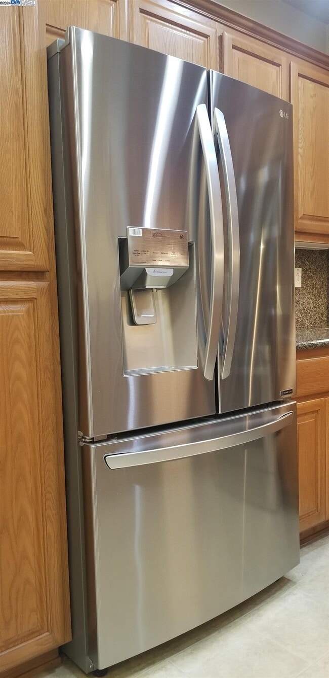 Building Photo - 3240 Maguire Way