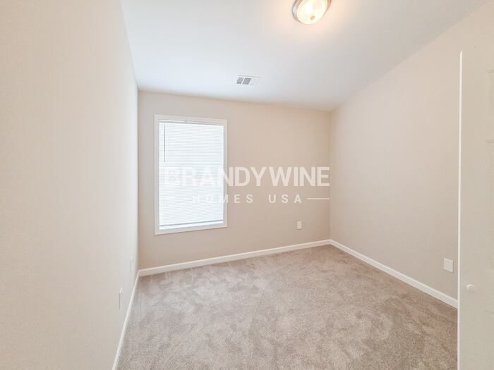 Building Photo - 8590 Webb Rd