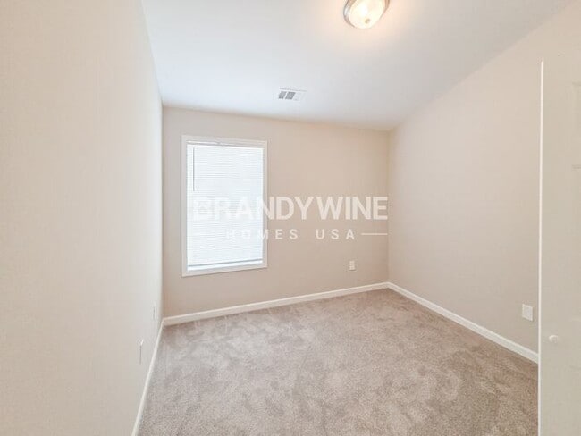 Building Photo - 8590 Webb Rd