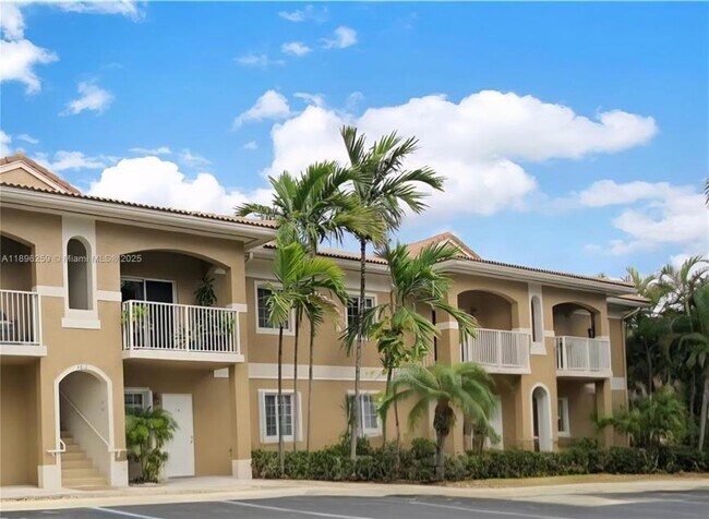 Primary Photo - 2 bedroom in Hollywood FL 33012