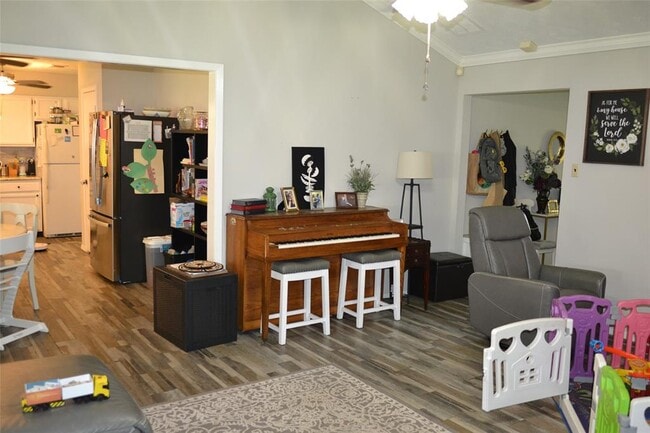 Building Photo - 10530 Permian Dr