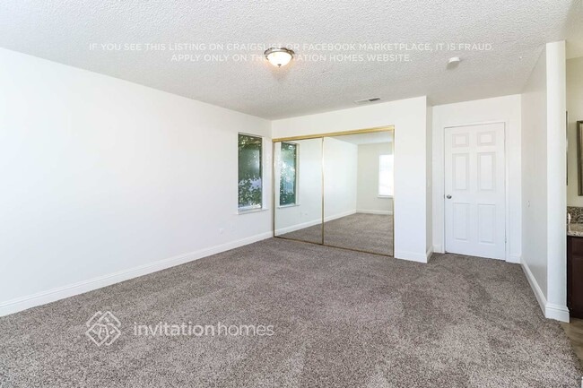 Building Photo - 1295 Trail End Way