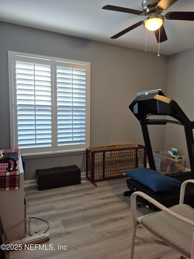 Building Photo - 1688 Northglen Cir