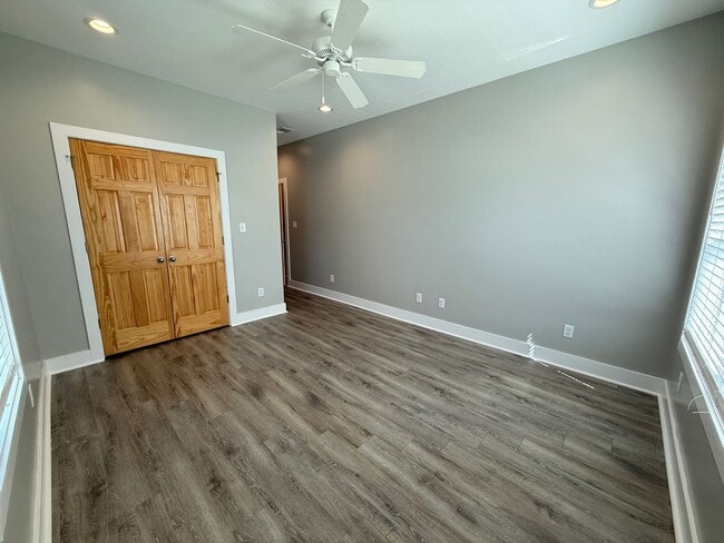 Building Photo - 33 Breckenridge Cv