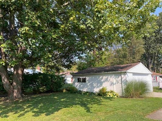 Building Photo - 21173 Suffolk St