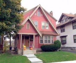 Building Photo - 358 Richard Terrace SE