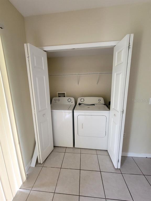 Building Photo - 9826 Carlsdale Dr