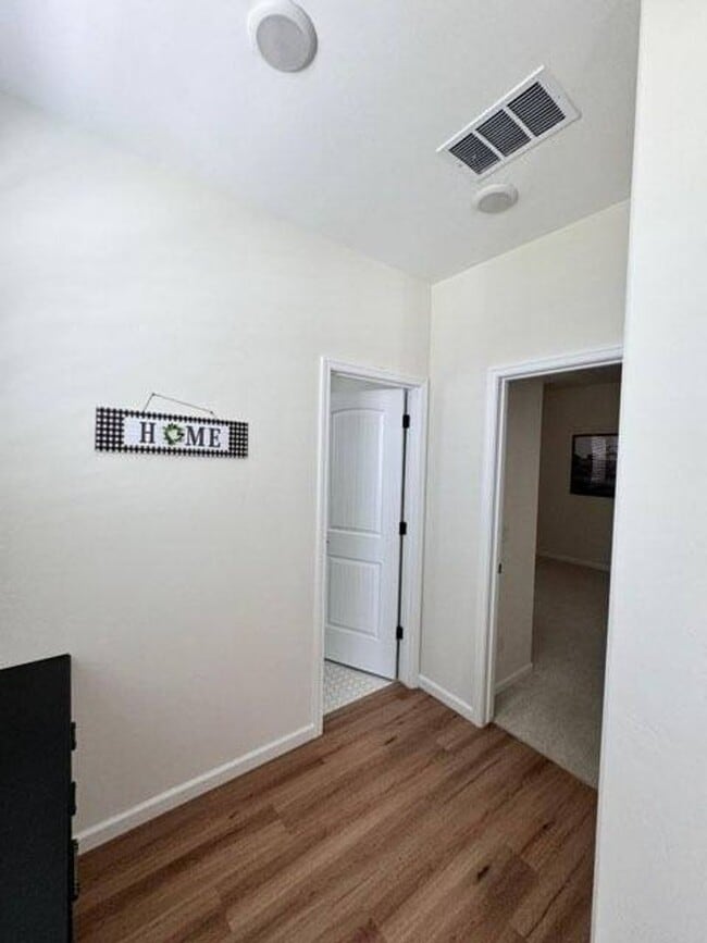 Building Photo - 15521 Cole Brk Ct