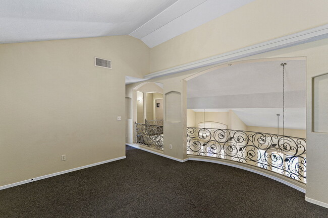 Building Photo - 14180 Robert Ituarte Dr