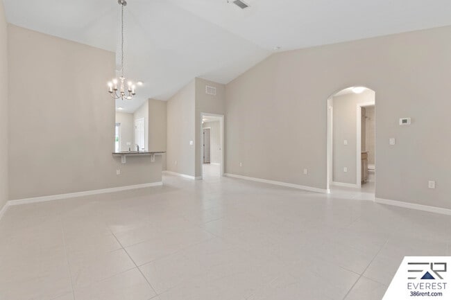 Building Photo - 16 Squanto Pl