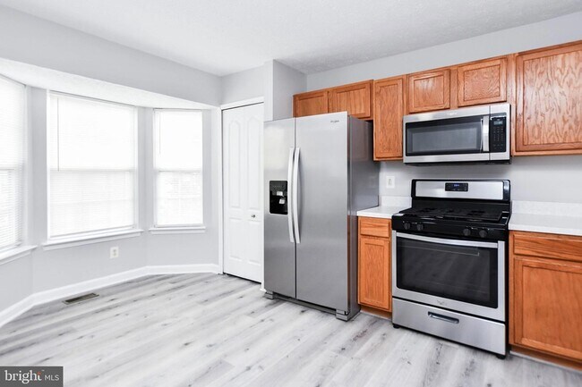 Building Photo - 9815 Berrywood Ct