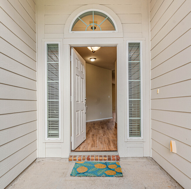 Building Photo - 6601 Cascade Dr