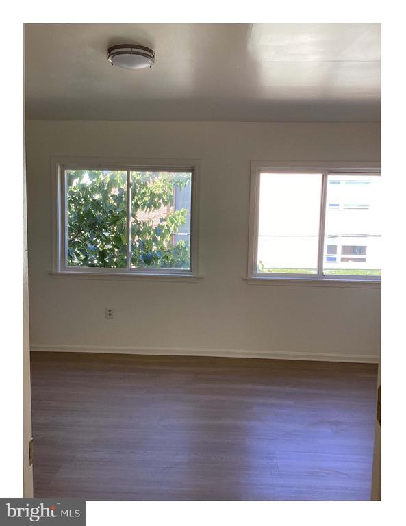 Primary Photo - 5007 D St SE