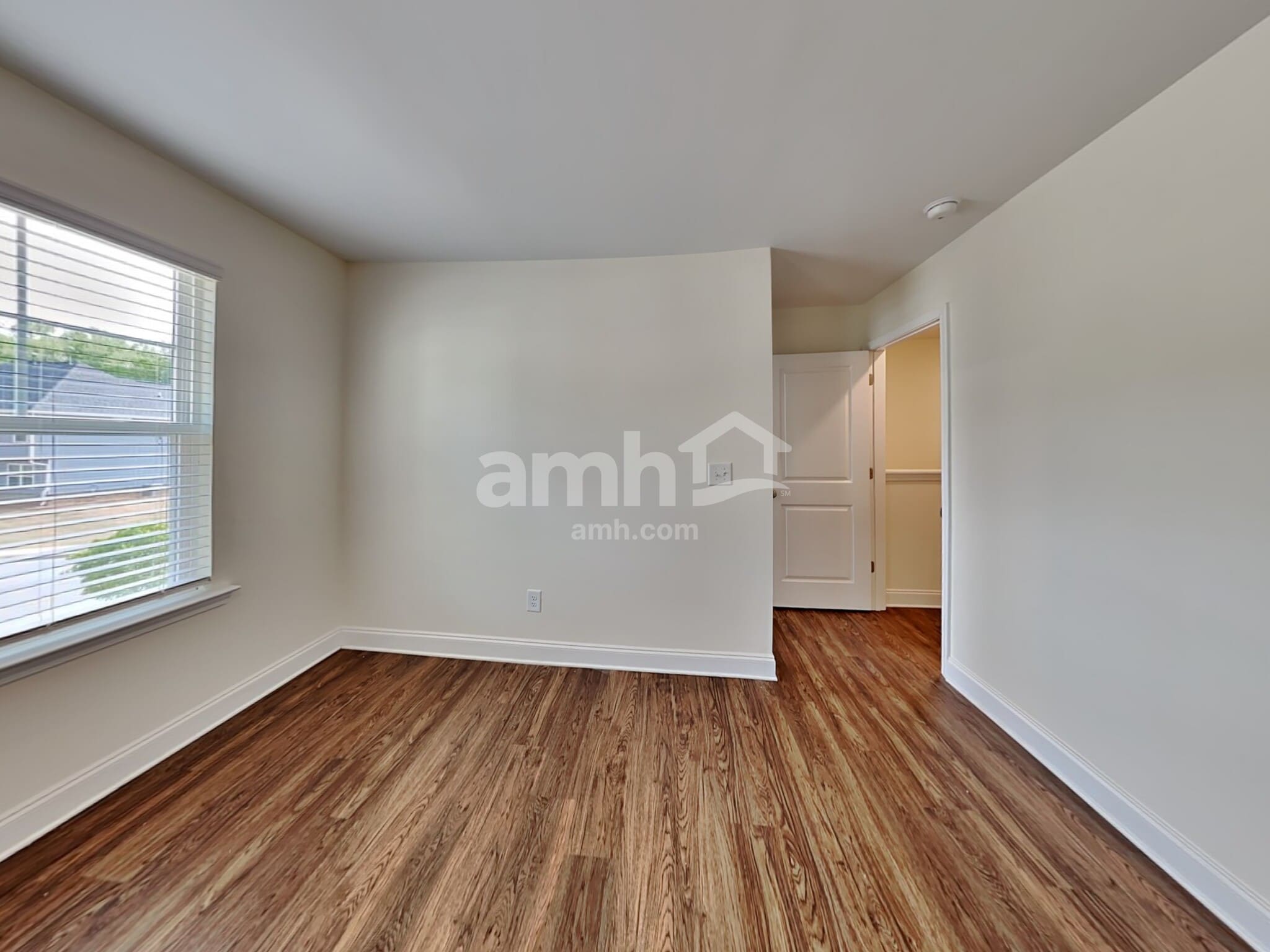 Building Photo - 353 Macroom Ct