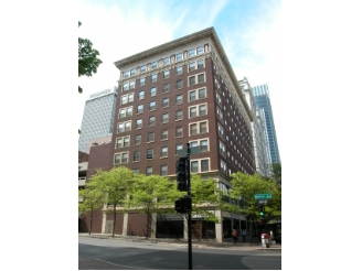 Building Photo - Regis