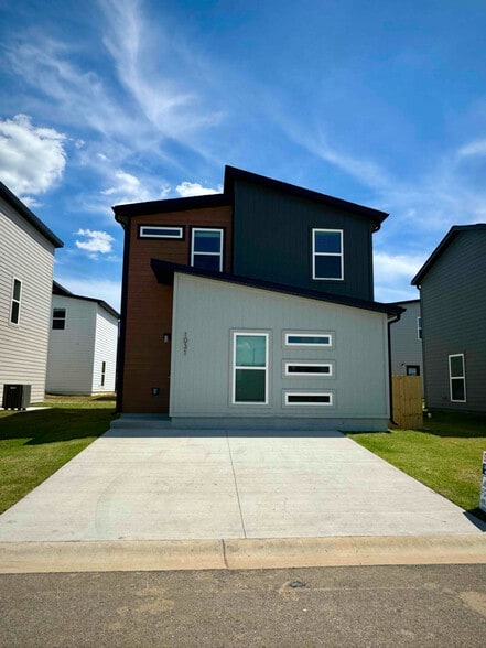 Building Photo - 1031 Kentucky Ave